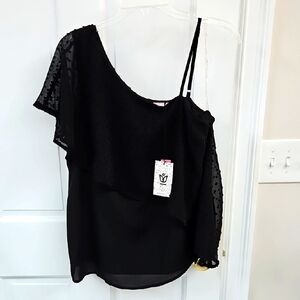NWT Andree One Shoulder Black Top